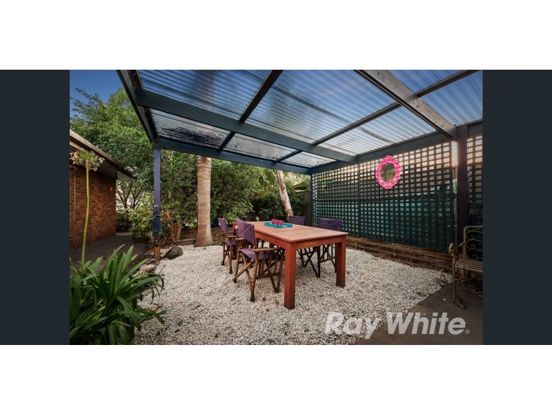 18 Lambourne Avenue, Rowville VIC 3178