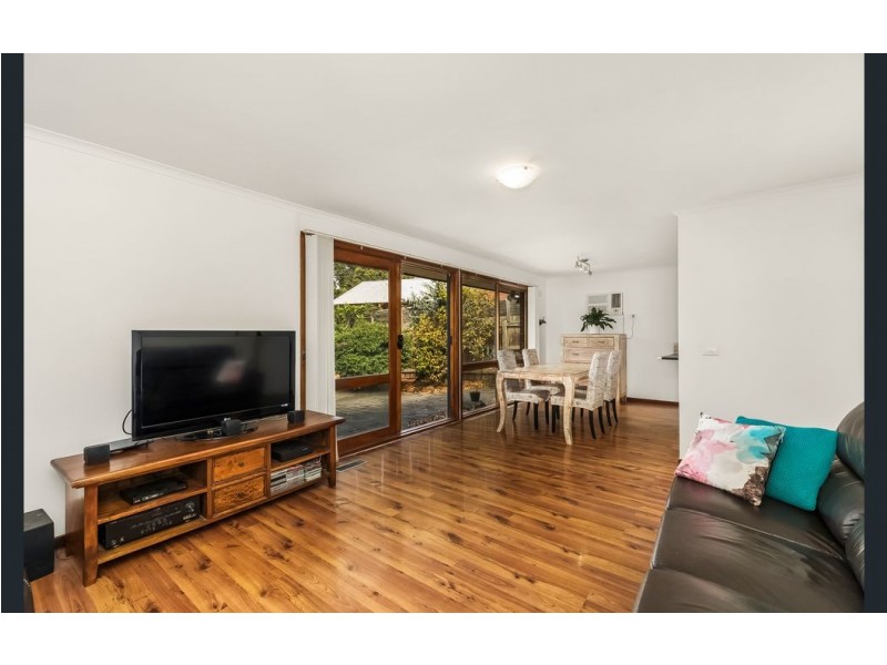 1 Renou Road, Wantirna South VIC 3152