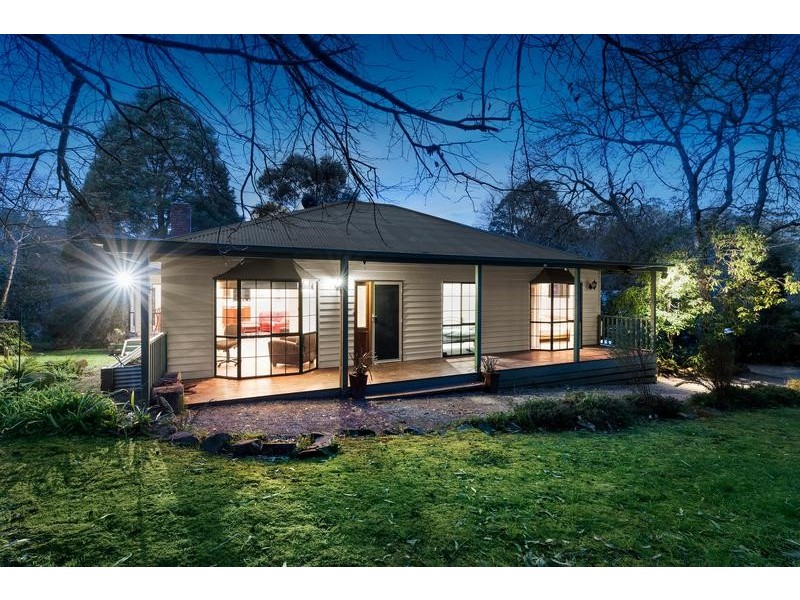 4 Hill Street, Ferny Creek VIC 3786