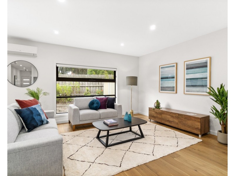 15 Birralee Street, Wantirna South VIC 3152