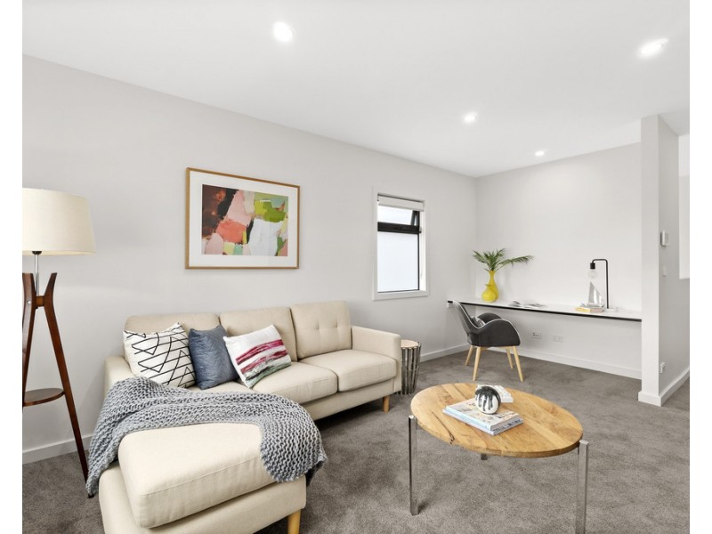 15 Birralee Street, Wantirna South VIC 3152