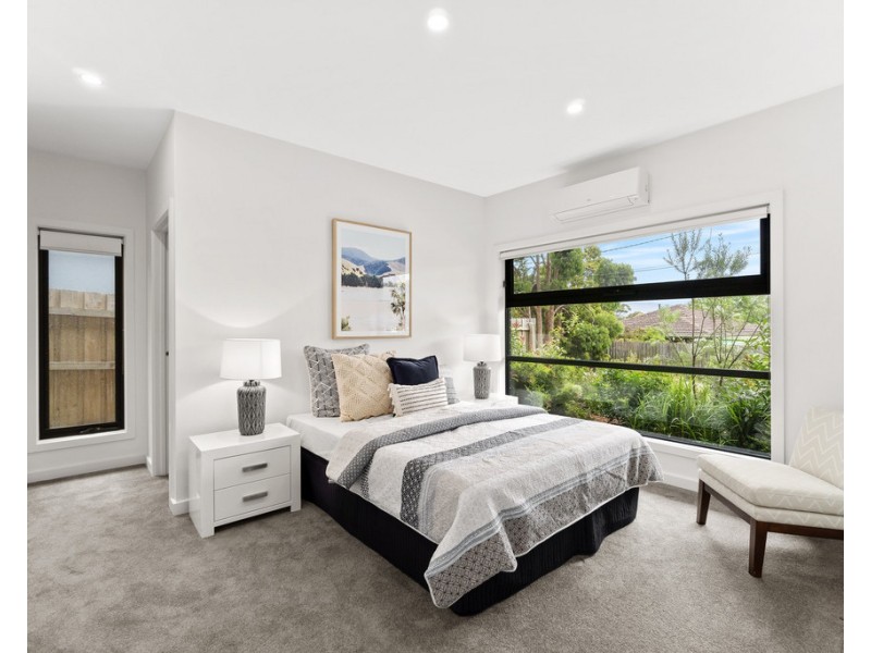 15 Birralee Street, Wantirna South VIC 3152