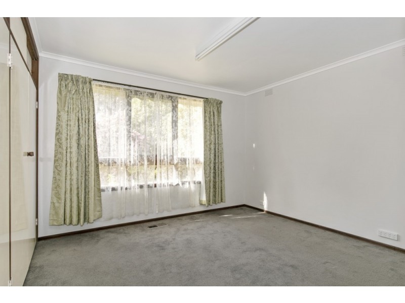 12 Greenock Crescent, Wantirna VIC 3152