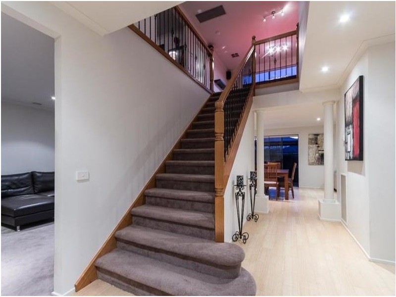 1 Messina Place, Narre Warren South VIC 3805