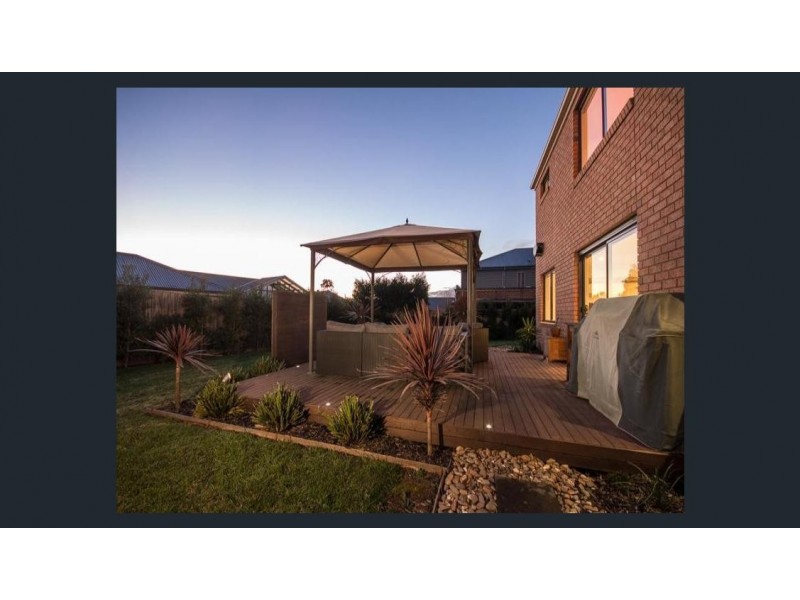 1 Messina Place, Narre Warren South VIC 3805