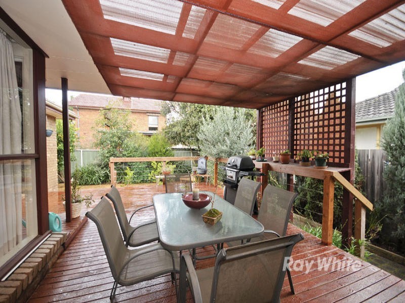 55 Brentwood Drive, Wantirna VIC 3152