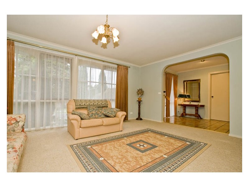 18 Rosalie Court, Wantirna South VIC 3152