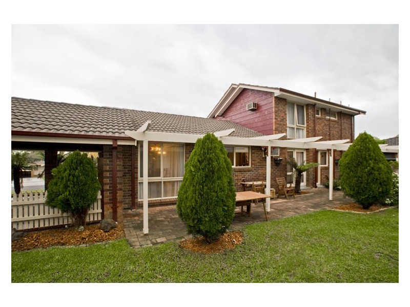 18 Rosalie Court, Wantirna South VIC 3152