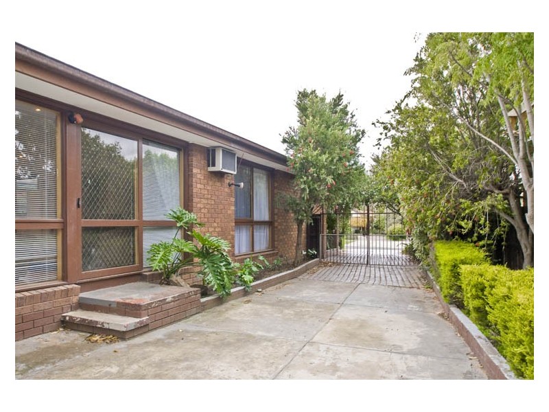 13 Anderson Court, Wantirna South VIC 3152