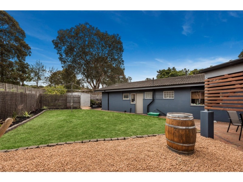 10 Corinella Square, Wantirna VIC 3152