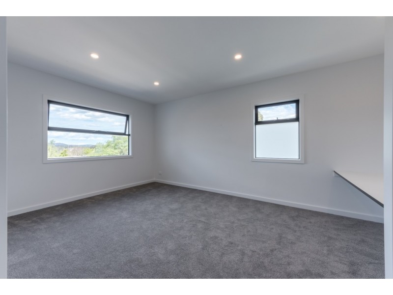 15 Birralee Street, Wantirna South VIC 3152