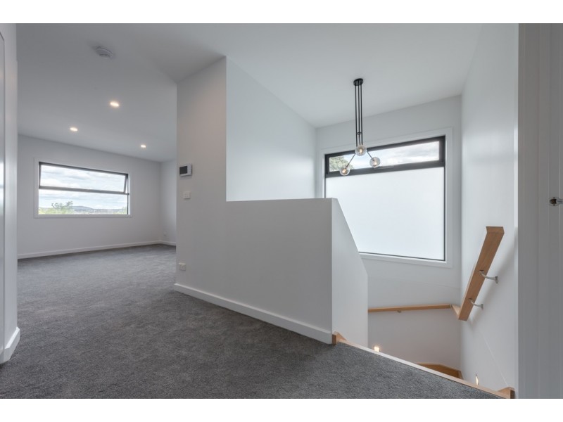 15 Birralee Street, Wantirna South VIC 3152