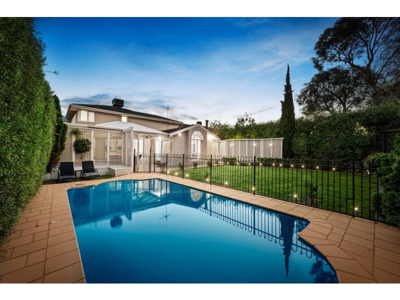 28 Tresise Avenue, Wantirna South VIC 3152