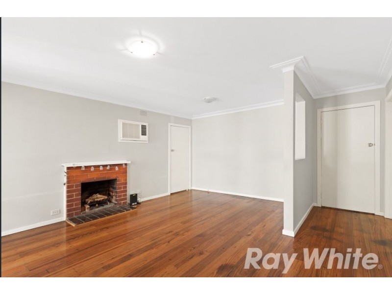 11 Henry Road, Wantirna South VIC 3152