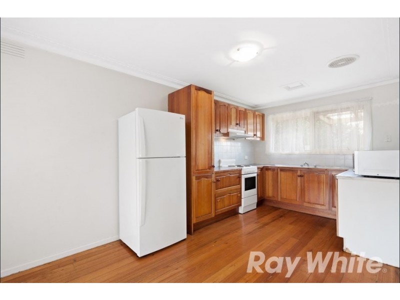 11 Henry Road, Wantirna South VIC 3152