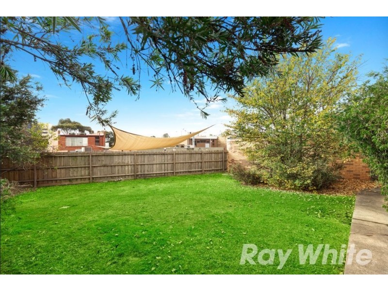 11 Henry Road, Wantirna South VIC 3152