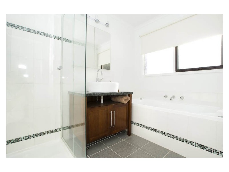 14 Stratford Square, Wantirna VIC 3152