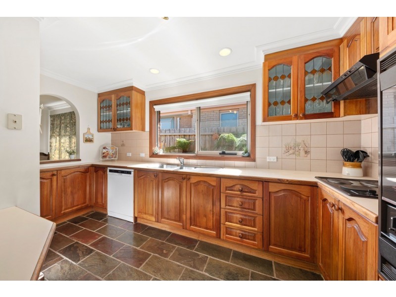 21 Hancock Drive, Ferntree Gully VIC 3156