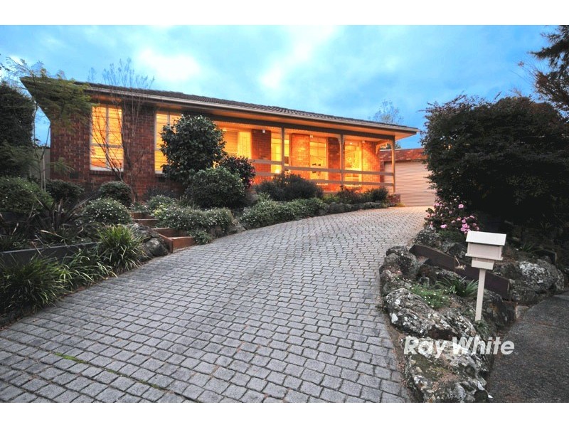 3 Blackfriars Close, Wantirna VIC 3152