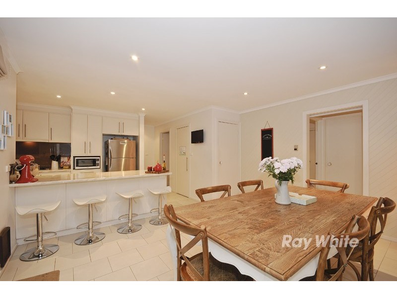 3 Blackfriars Close, Wantirna VIC 3152