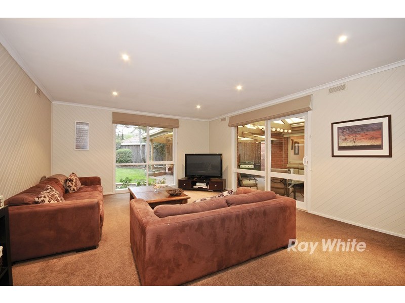 3 Blackfriars Close, Wantirna VIC 3152