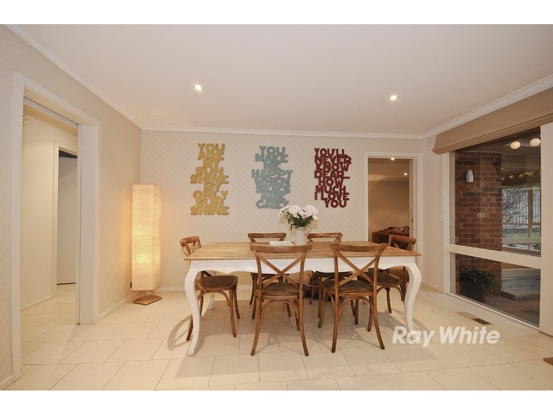 3 Blackfriars Close, Wantirna VIC 3152