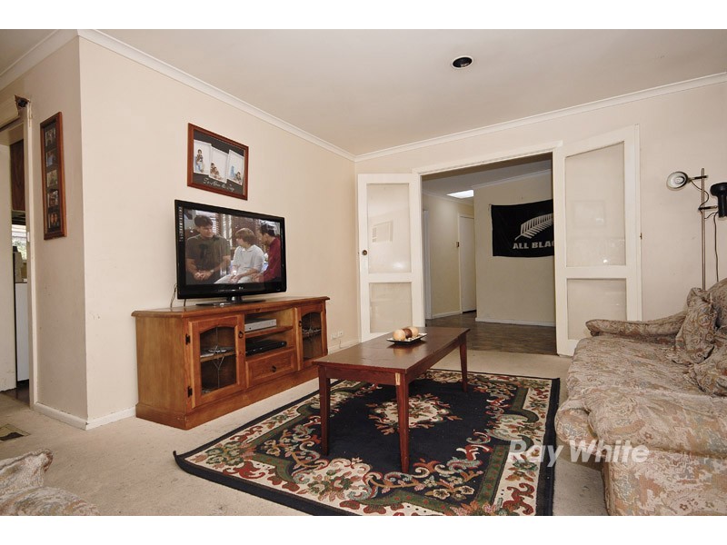 11 Attenborough Square, Wantirna VIC 3152