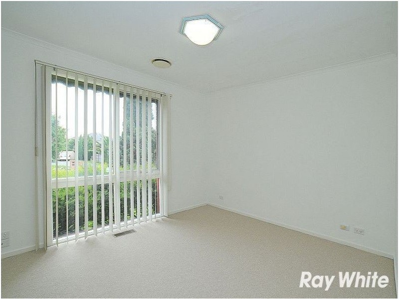 38 Witken Avenue, Wantirna South VIC 3152