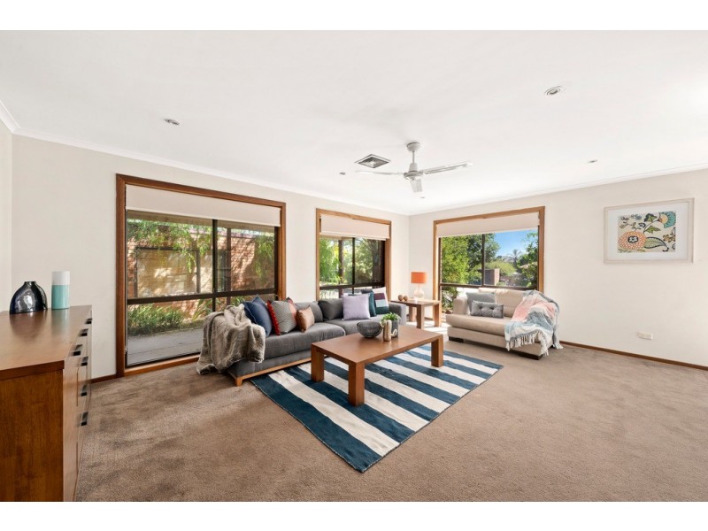 7 Erskine Drive, Rowville VIC 3178