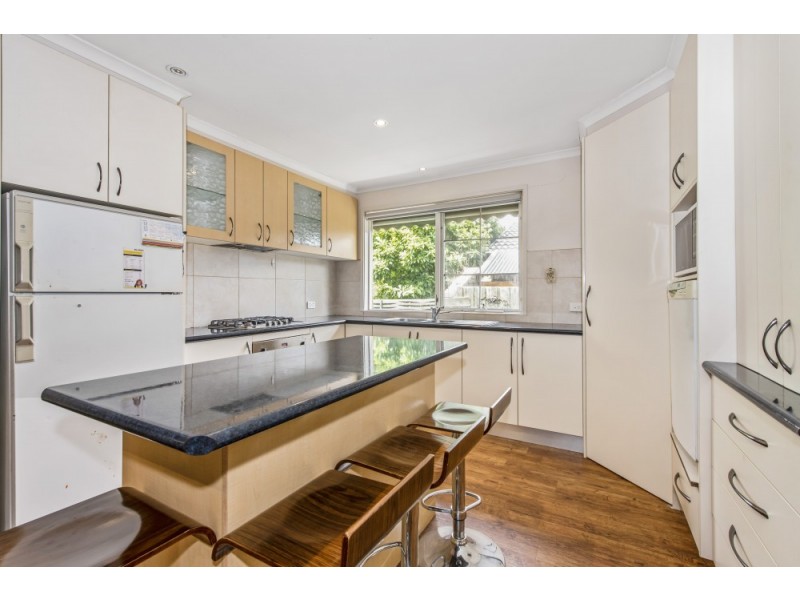 24 Old Orchard Drive, Wantirna South VIC 3152