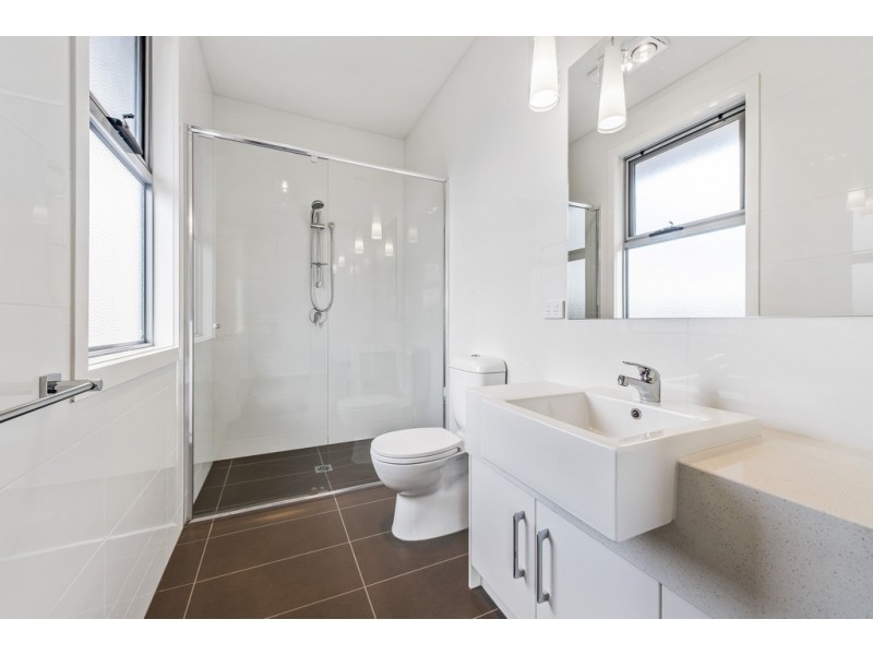 12 Emica Parade, Knoxfield VIC 3180