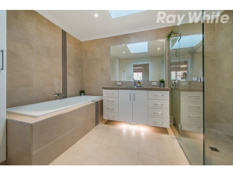 4 Hoad Court, Wantirna VIC 3152