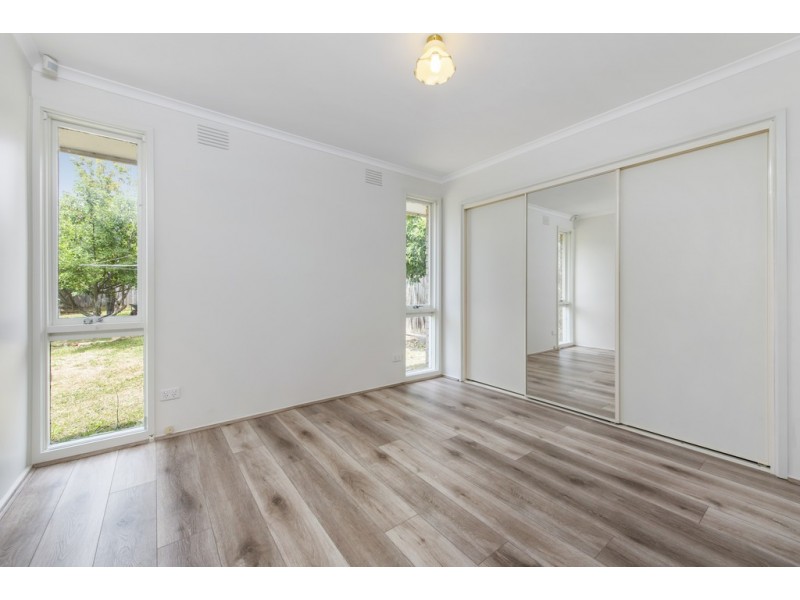 4 Dudley Avenue, Wantirna VIC 3152