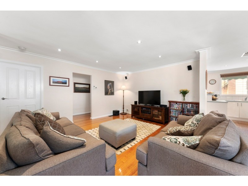 25 Bursaria Avenue, Ferntree Gully VIC 3156