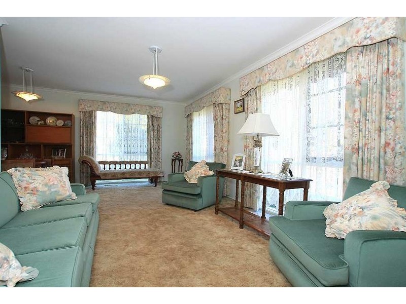 11 Mawson Close, Wantirna South VIC 3152