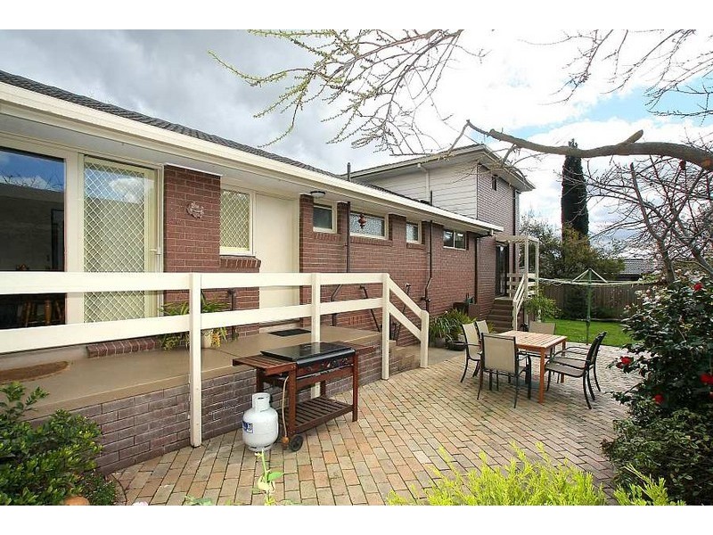 11 Mawson Close, Wantirna South VIC 3152