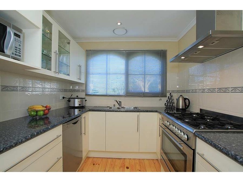 11 Mawson Close, Wantirna South VIC 3152