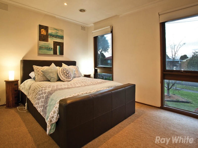 10 Dava Court, Dandenong North VIC 3175