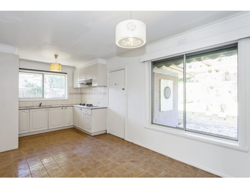 7 Russ Court, Wantirna South VIC 3152