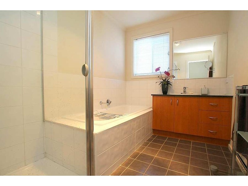 1/19 Sovereign Place, Wantirna South VIC 3152