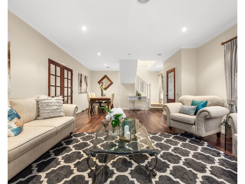 12 White Road, Wantirna South VIC 3152