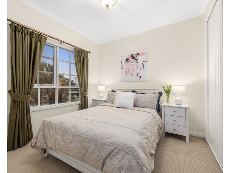 12 White Road, Wantirna South VIC 3152