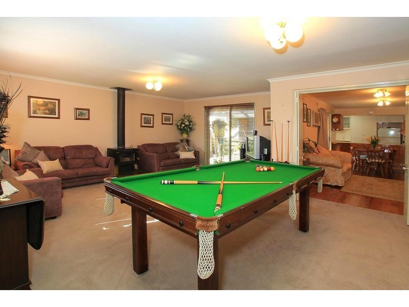 3 Loxton Avenue, Wantirna South VIC 3152