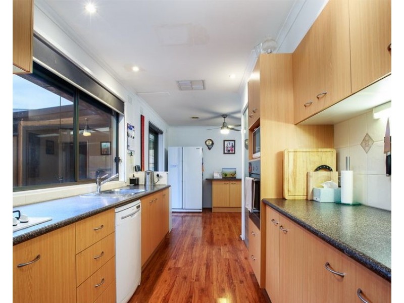 13 Grogan Court, Bayswater VIC 3153