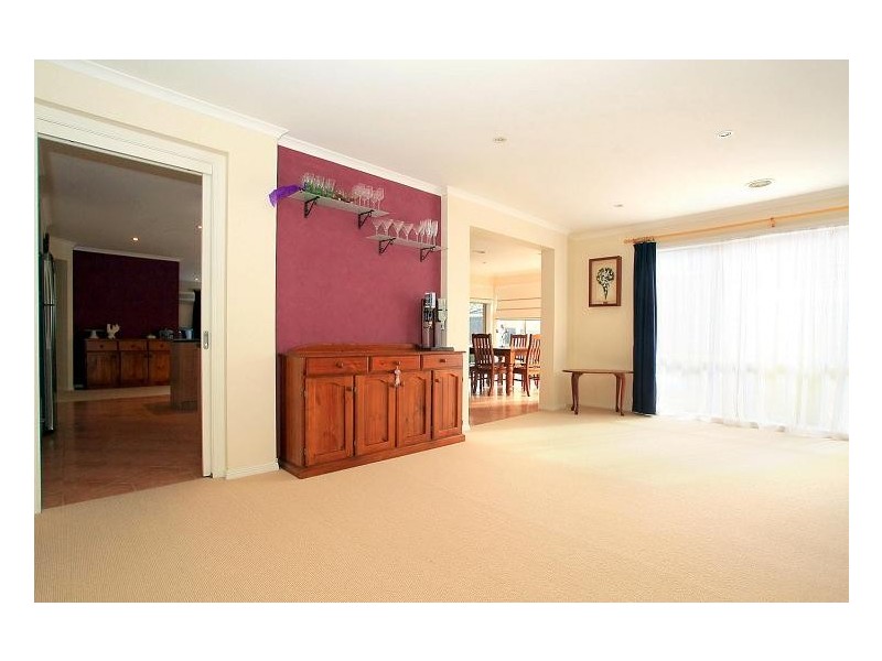 13  Bells Court, Wantirna South VIC 3152