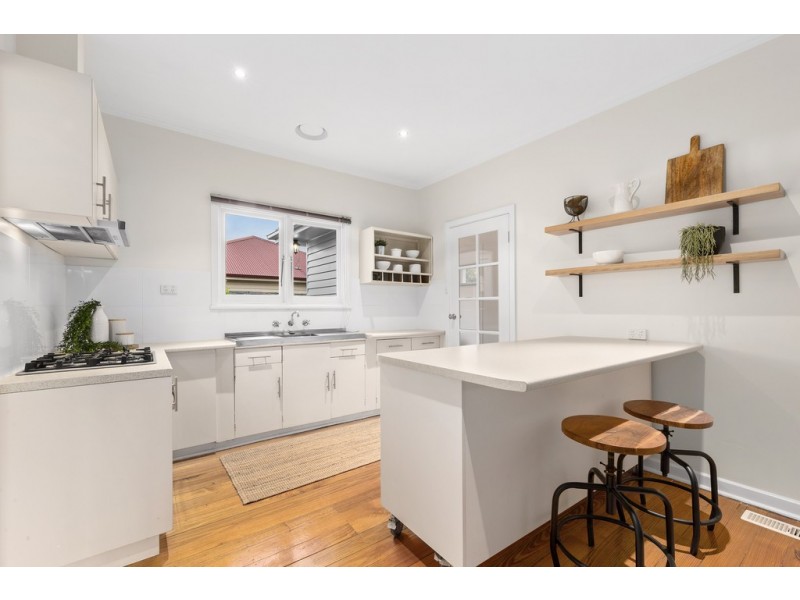 15 Norfolk Avenue, Ringwood VIC 3134