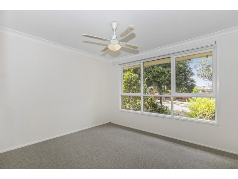 1/25 Frudal Crescent, Knoxfield VIC 3180