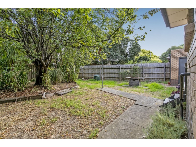 1/25 Frudal Crescent, Knoxfield VIC 3180