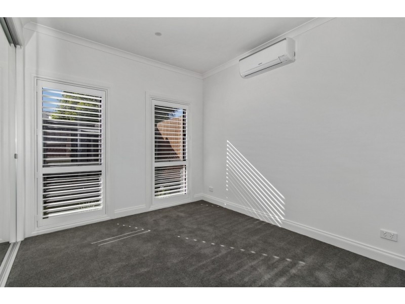 6 Foster Street, Mckinnon VIC 3204