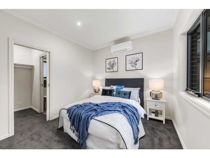 2/34 Ireland Street, Ringwood VIC 3134